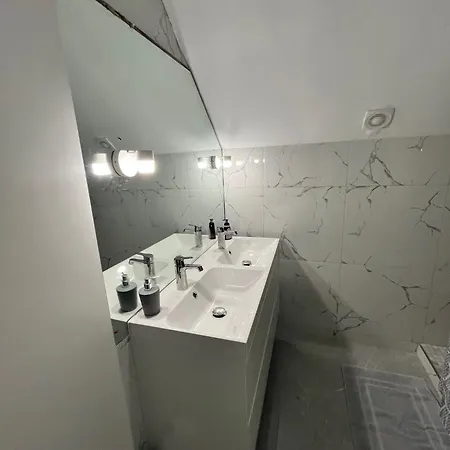 Au Théâtre Apartamento Colmar